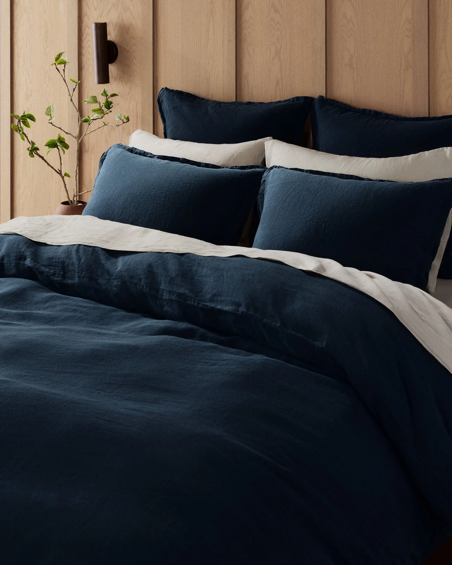 Linen Sham Set (Ink) - Image 5