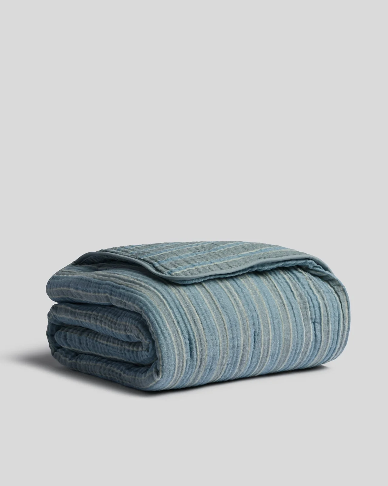 Organic Cloud Cotton Stripe Toddler Quilt (Wave and Horizon)